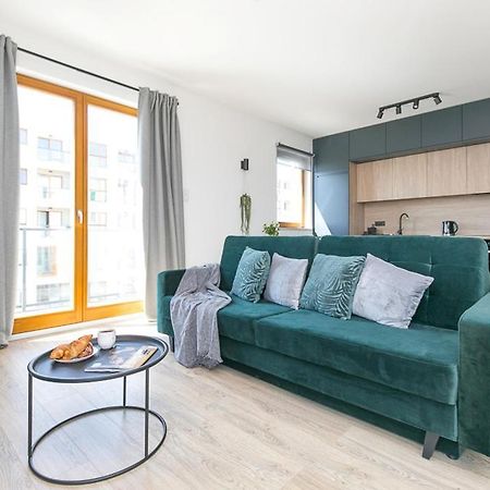 Apartament Black Zajezdnia Wrzeszcz Apartment Gdansk Exterior photo
